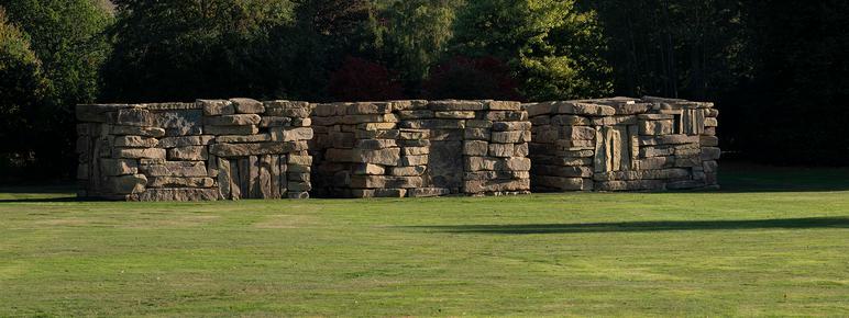 Sean Scully, Wall Dale Cubed, 2018 Courtesy the artist and YSP at Yorkshire Sculpture Park