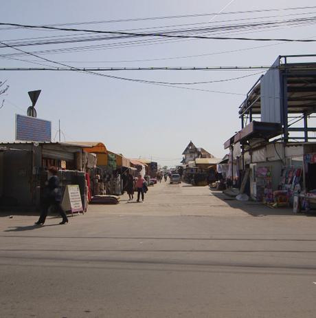 Nishat Awan, Europa Bucharest. Courtesy the artist. Photo © Cressida Kocienski.