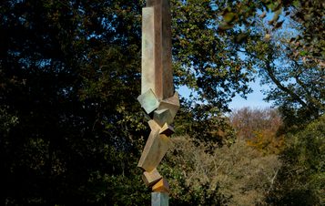 Bruce Beasley Advocate IV, 1998, Courtesy the artist, at Yorkshire Sculpture Park