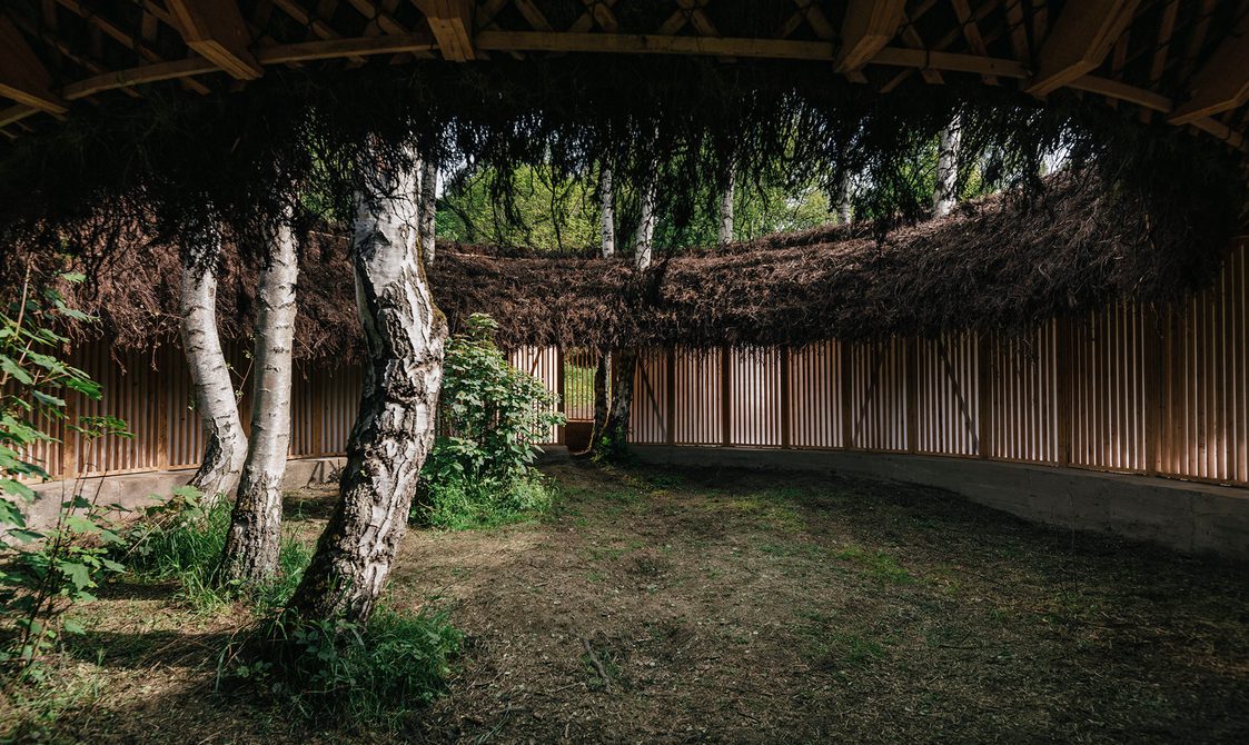 Inside view of Heather Peak and Ivan Morison – Silence Alone in a World of Wounds, 2021 at Yorkshire Sculpture Park