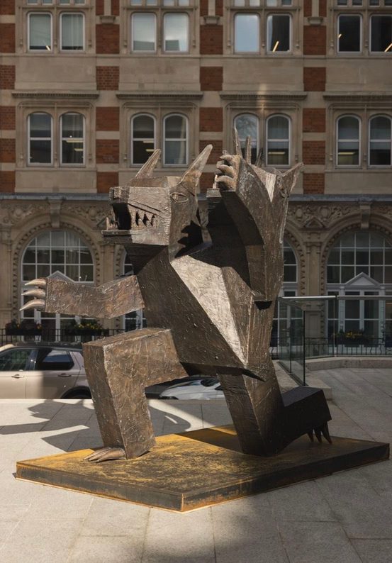 a sculpture of a bear